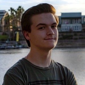 Meet your Posher, Simon